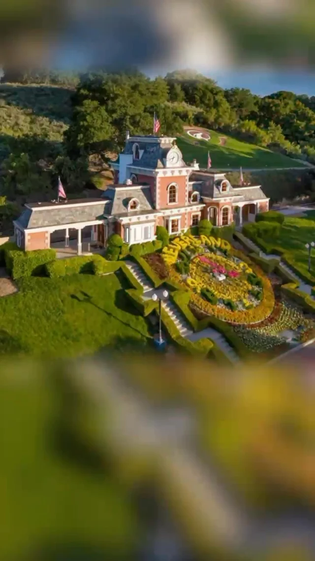 The TRUTH about MJ’s NEVERLAND and ABUSE claims! 😱

#mattfiddes #michaeljackson #neverlandranch #neverland #kingofpop #business #mentor #franchiser #mattfiddesmartialarts #mfdance #franchiser